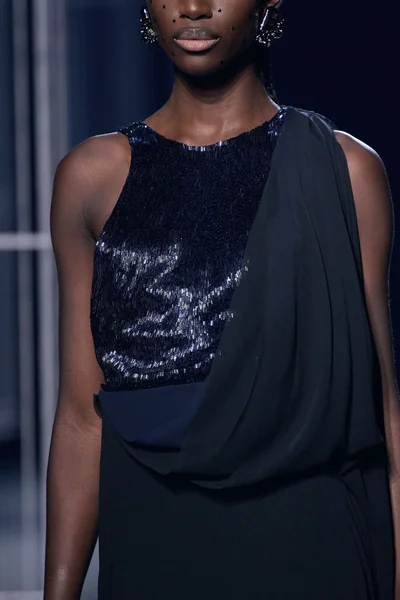 Look 40